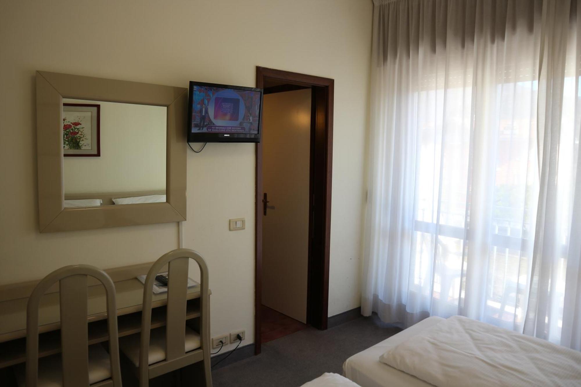 Hotel Bristol Riva del Garda Eksteriør billede