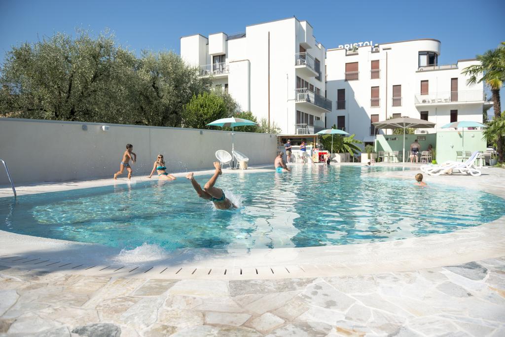 Hotel Bristol Riva del Garda Eksteriør billede