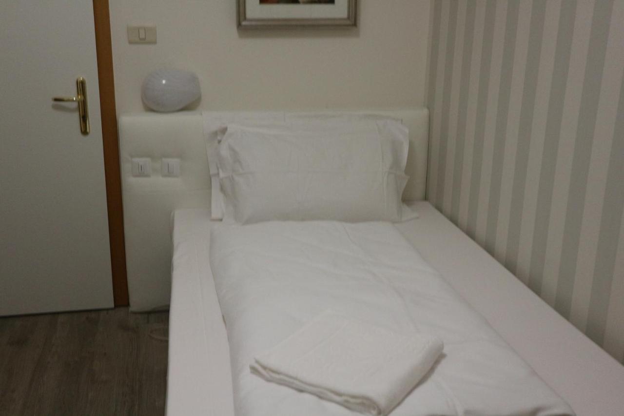 Hotel Bristol Riva del Garda Eksteriør billede